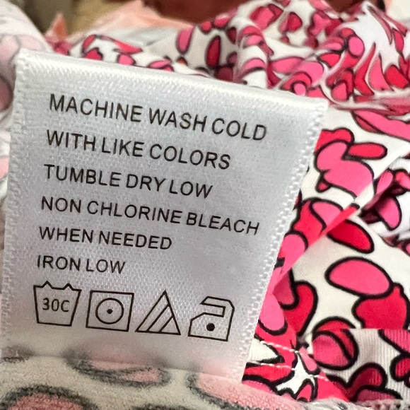 Tail White Label Hearts Pullover Pink and White Long Sleeve Top Size XS - Picture 12 of 12